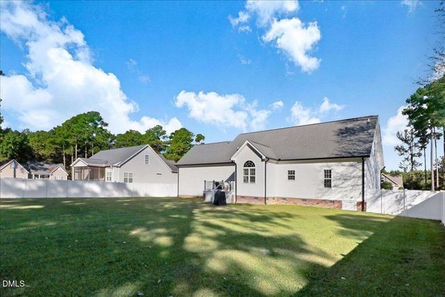 22 Quebec Drive, Selma, NC 27576