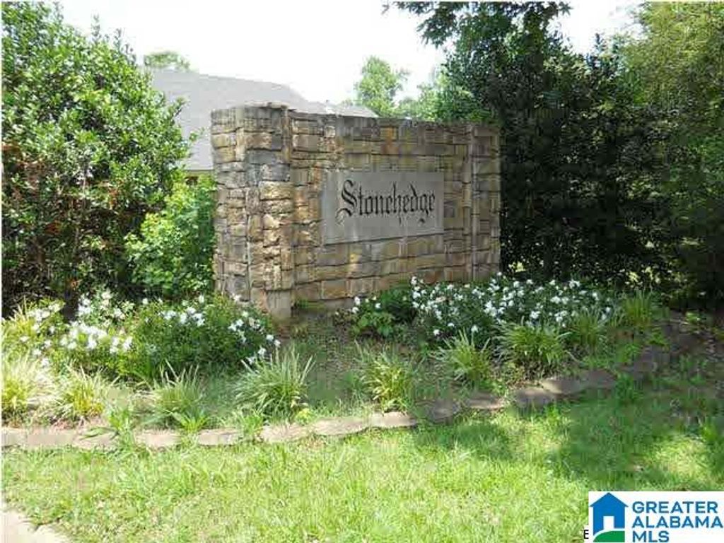 5027 TAMMY LANE, Hueytown, AL 35023