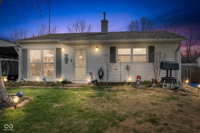 649 Nelson Drive, Mooresville, IN 46158