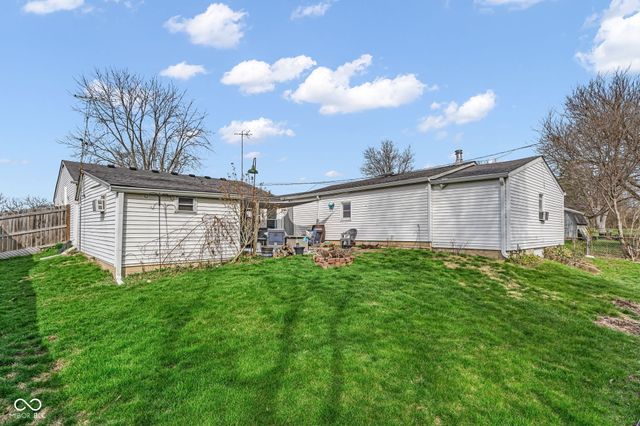 649 Nelson Drive, Mooresville, IN 46158