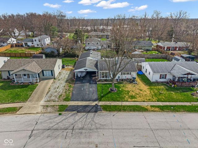 649 Nelson Drive, Mooresville, IN 46158