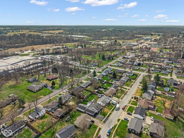 649 Nelson Drive, Mooresville, IN 46158