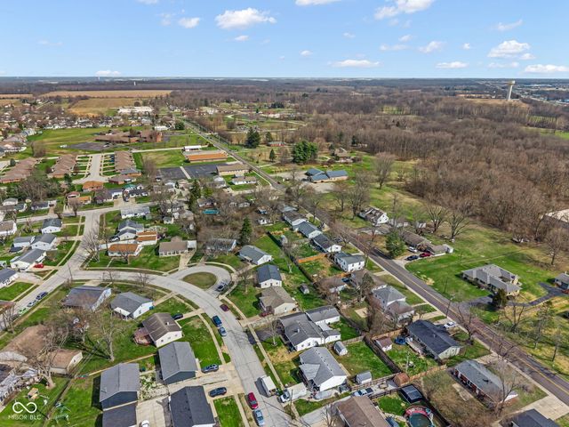 649 Nelson Drive, Mooresville, IN 46158