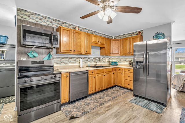 649 Nelson Drive, Mooresville, IN 46158