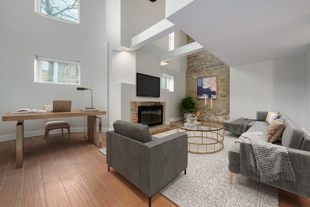 1034 W Armitage Avenue A, Chicago, IL 60614