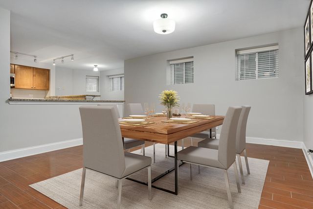 1034 W Armitage Avenue A, Chicago, IL 60614