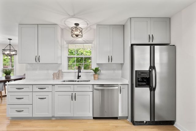 754 Veterans Pkwy, Murfreesboro, TN 37128