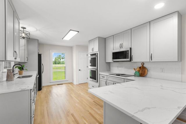 754 Veterans Pkwy, Murfreesboro, TN 37128