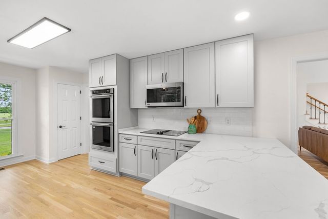 754 Veterans Pkwy, Murfreesboro, TN 37128