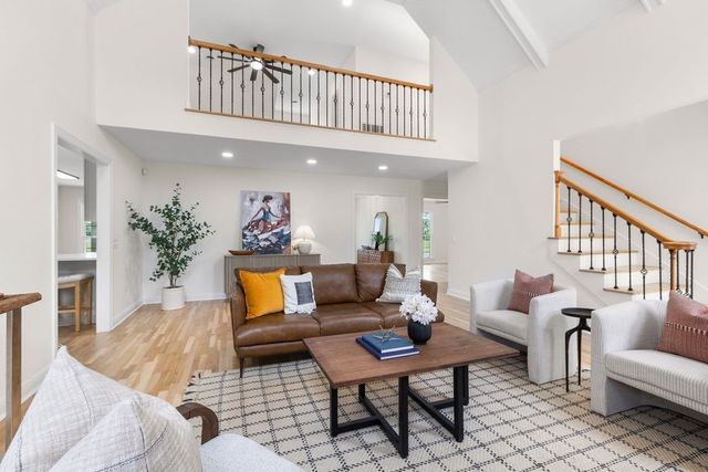 754 Veterans Pkwy, Murfreesboro, TN 37128