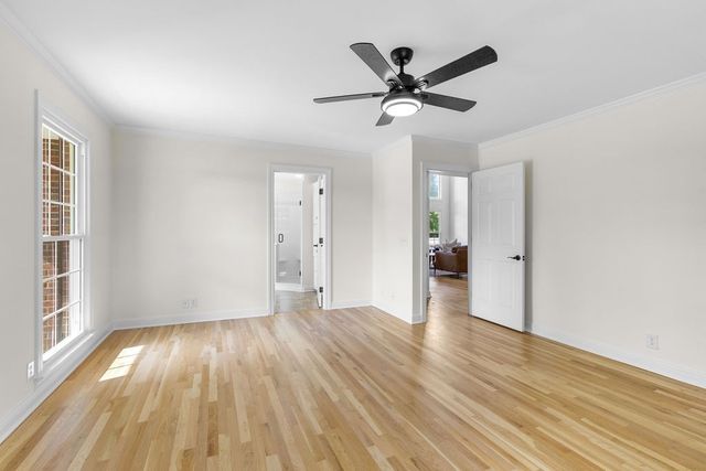 754 Veterans Pkwy, Murfreesboro, TN 37128