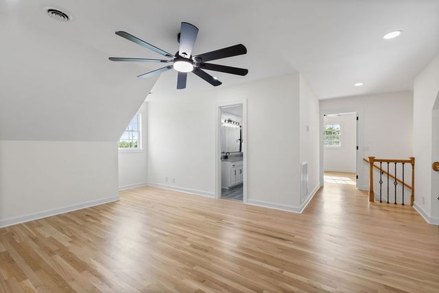 754 Veterans Pkwy, Murfreesboro, TN 37128