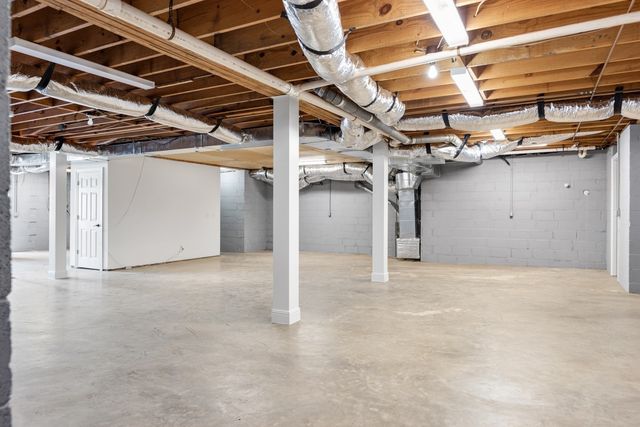 754 Veterans Pkwy, Murfreesboro, TN 37128