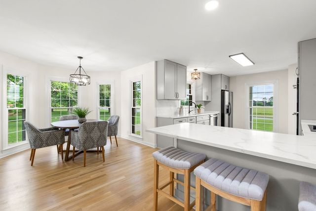 754 Veterans Pkwy, Murfreesboro, TN 37128