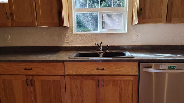 28440 Ryan Creek Road, Willits, CA 95490