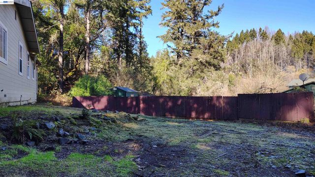28440 Ryan Creek Road, Willits, CA 95490