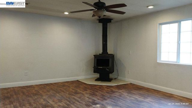 28440 Ryan Creek Road, Willits, CA 95490