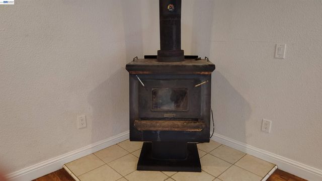 28440 Ryan Creek Road, Willits, CA 95490