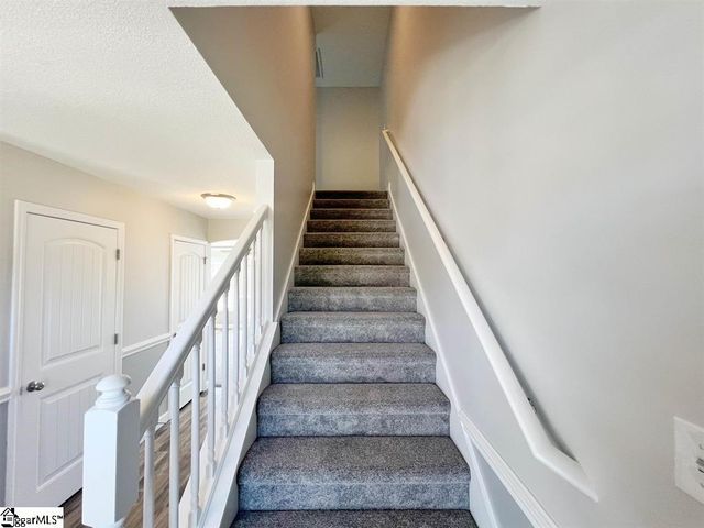831 John Weaver Trace, Inman, SC 29349