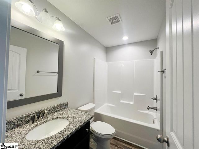831 John Weaver Trace, Inman, SC 29349