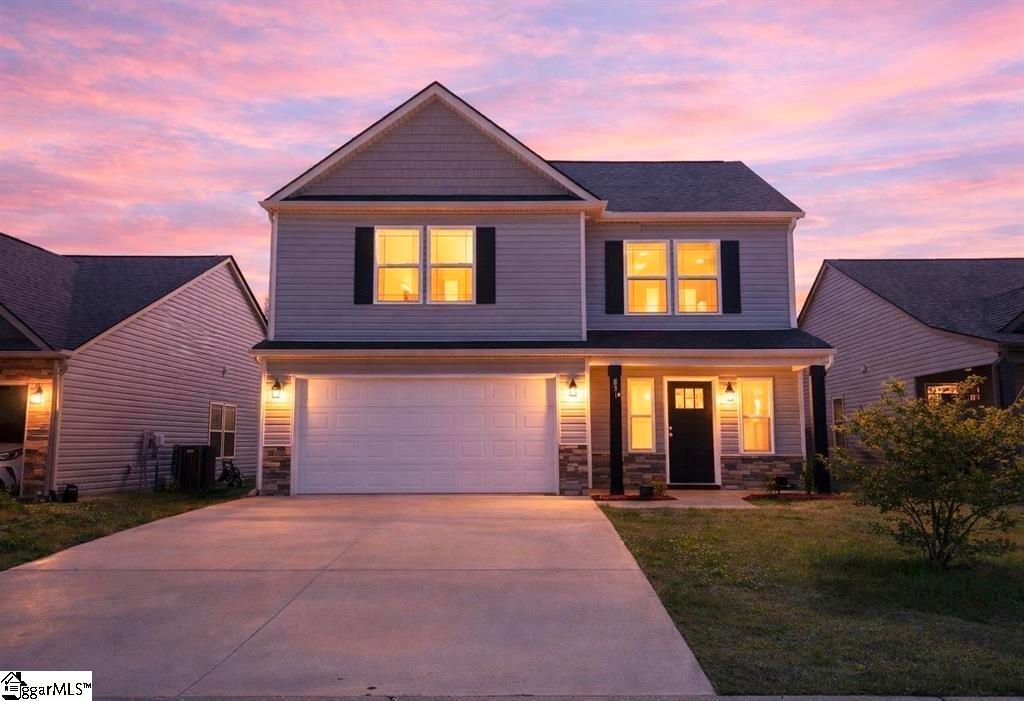 831 John Weaver Trace, Inman, SC 29349