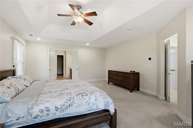 2143 Oak Drive, St Louis, MO 63131