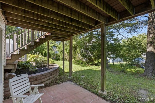 2143 Oak Drive, St Louis, MO 63131