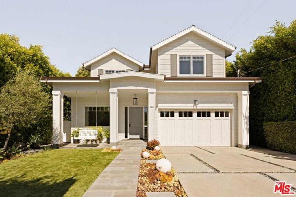 126 S Westgate Avenue, Los Angeles, CA 90049