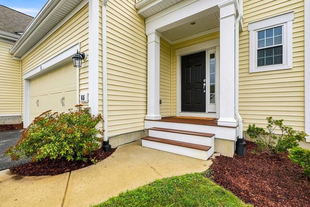 65 Brooksmont Dr 15, Holliston, MA 01746