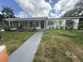 5360 S 73rd Road, Greenacres, FL 33463