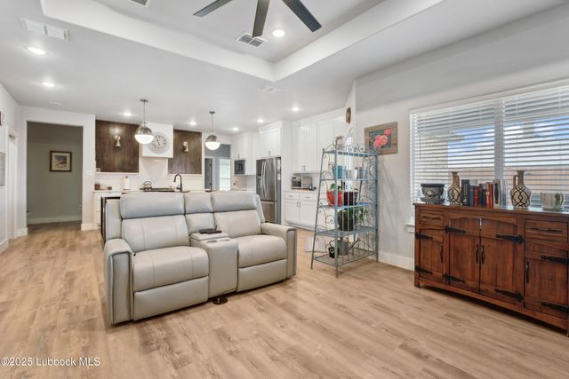 2915 137th Street, Lubbock, TX 79423