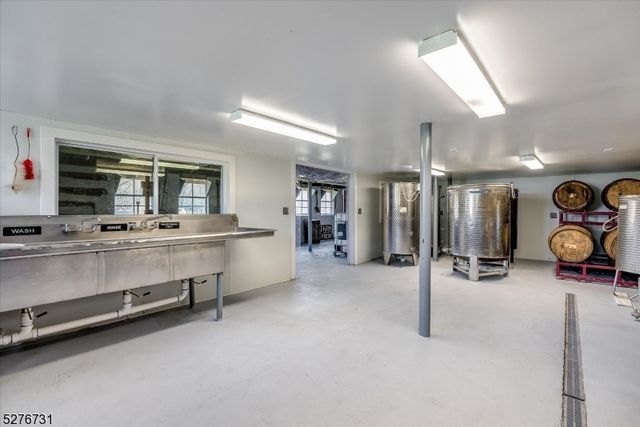 25 Clove Rd, Wantage Twp., NJ 07461