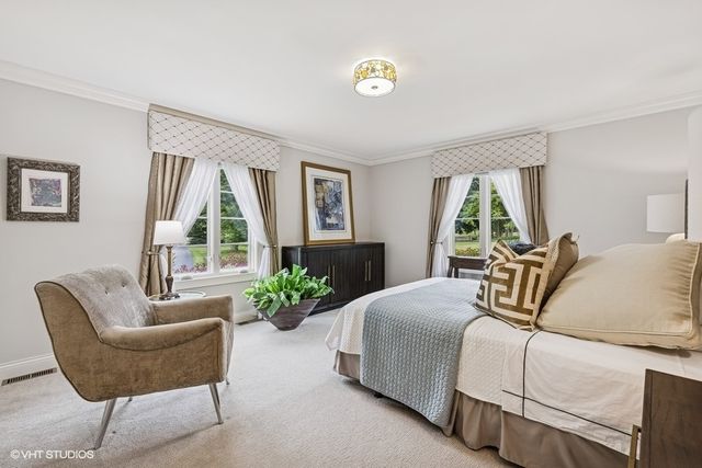 404 Caesar Drive, Barrington Hills, IL 60010