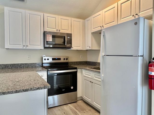 138 King St B, St Augustine, FL 32084