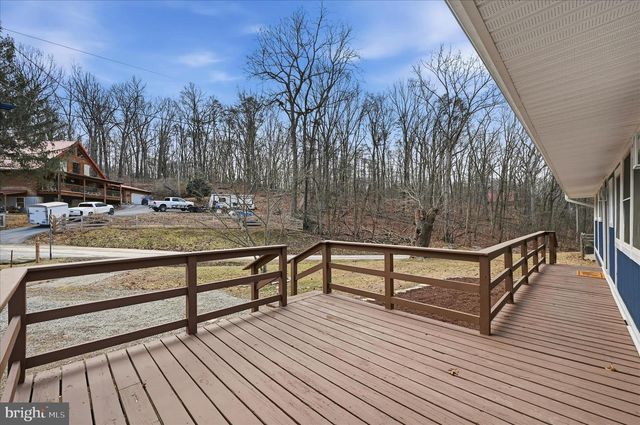 45 WHITE DOGWOOD RD, Harpers Ferry, WV 25425