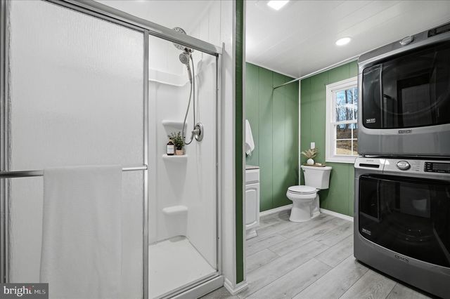 45 WHITE DOGWOOD RD, Harpers Ferry, WV 25425