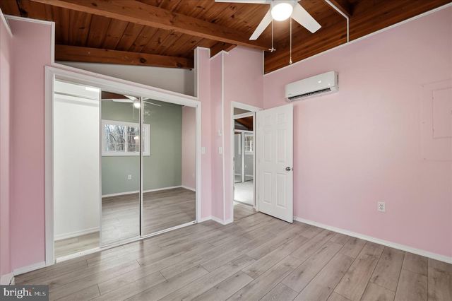 45 WHITE DOGWOOD RD, Harpers Ferry, WV 25425