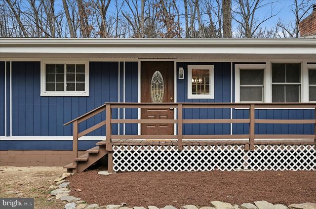 45 WHITE DOGWOOD RD, Harpers Ferry, WV 25425