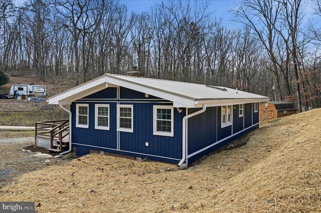 45 WHITE DOGWOOD RD, Harpers Ferry, WV 25425