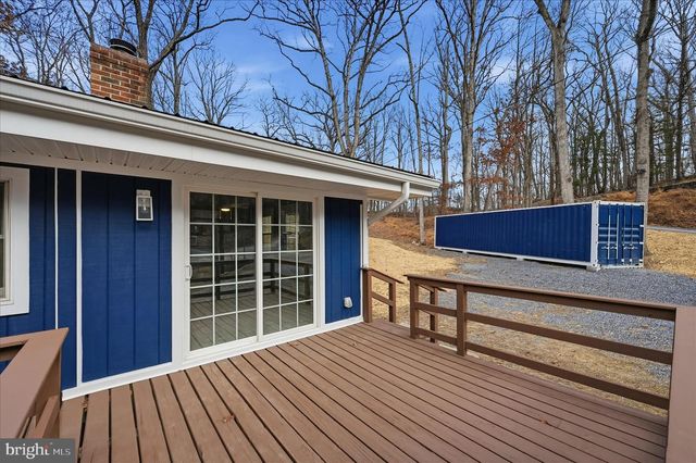 45 WHITE DOGWOOD RD, Harpers Ferry, WV 25425