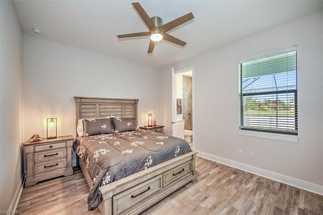 3527 SW 4th LN, Cape Coral, FL 33991
