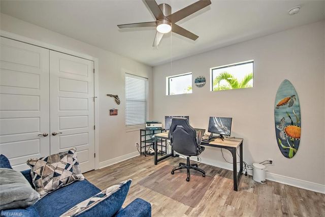 3527 SW 4th LN, Cape Coral, FL 33991