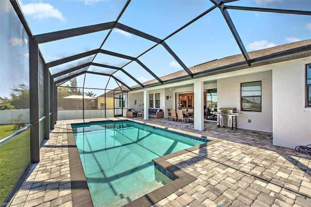 3527 SW 4th LN, Cape Coral, FL 33991