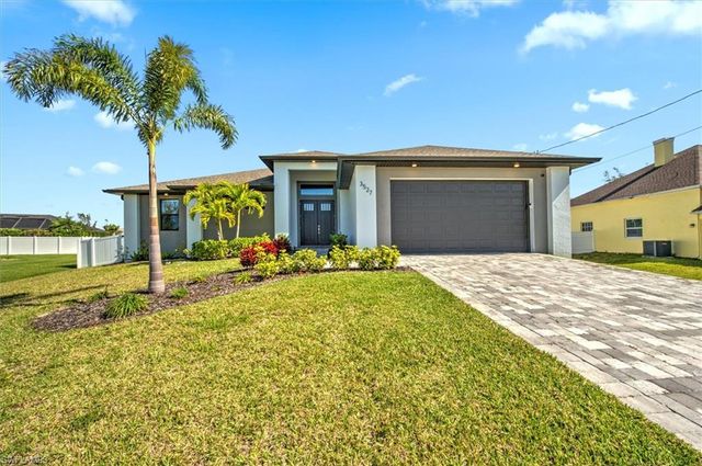 3527 SW 4th LN, Cape Coral, FL 33991