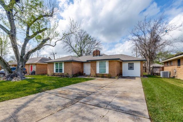 803 Knob Hollow Street, Channelview, TX 77530