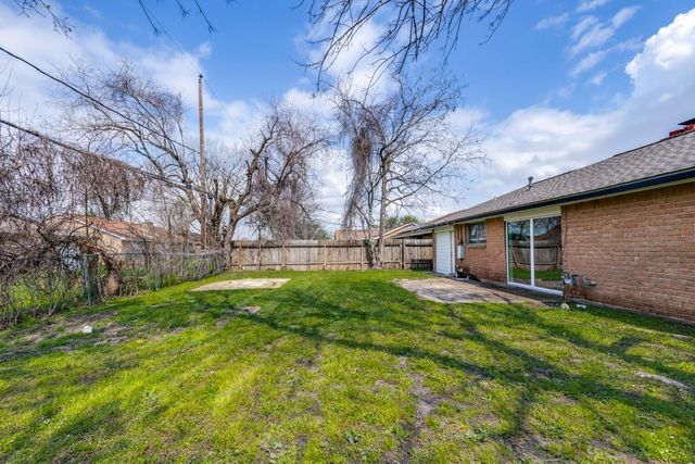 803 Knob Hollow Street, Channelview, TX 77530