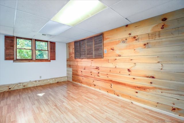 80 Perry Drive, New Milford, CT 06776