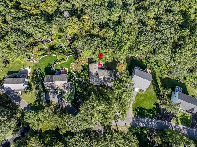 80 Perry Drive, New Milford, CT 06776