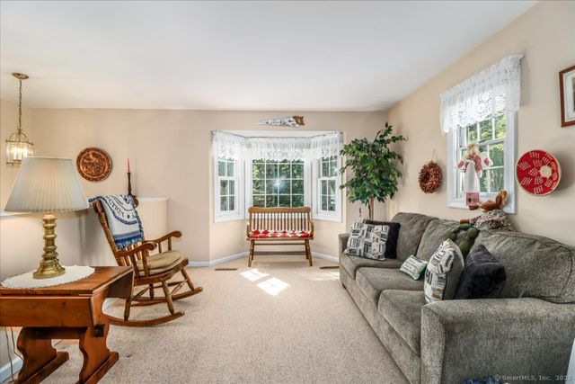 80 Perry Drive, New Milford, CT 06776