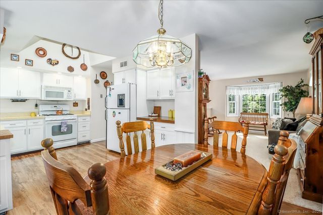 80 Perry Drive, New Milford, CT 06776